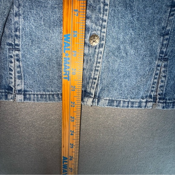 Christopher & Banks Blue Denim Cotton Shirt Jacket floral embroidered size L - Picture 13 of 16